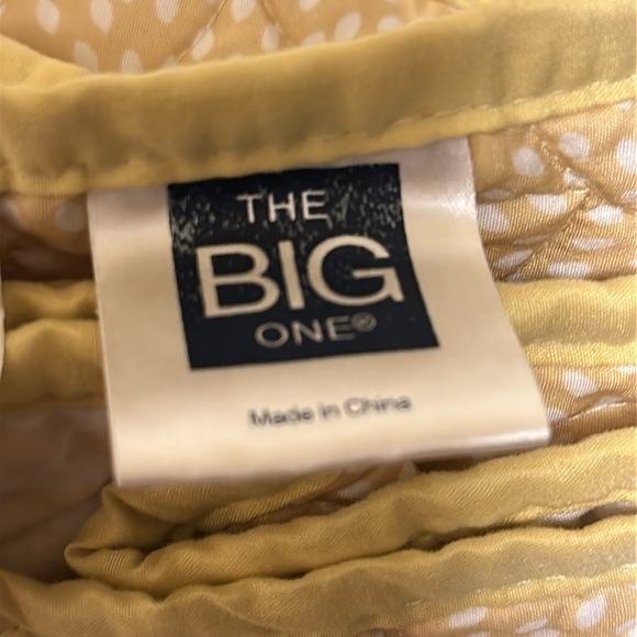 Yellow and White Quilts for Bedding Twin - Picture 4 of 6